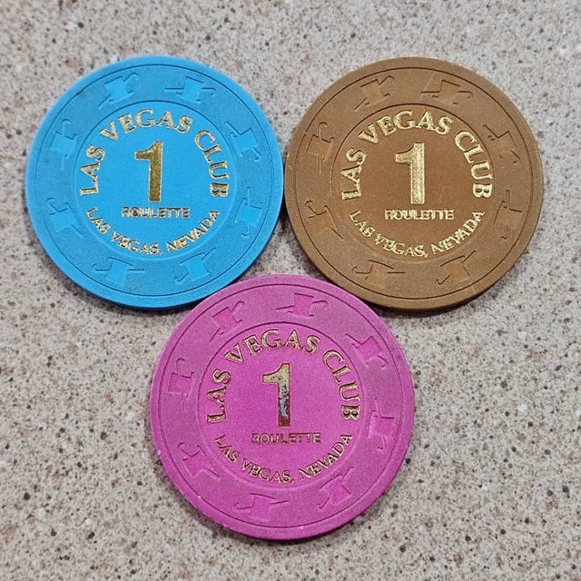 6 Vtg Las Vegas Gaming online Tokens